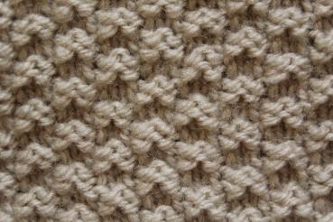 Hand knitted clutch / Evening bag in beige